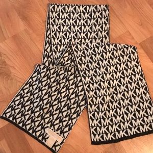 Michael Kors scarf